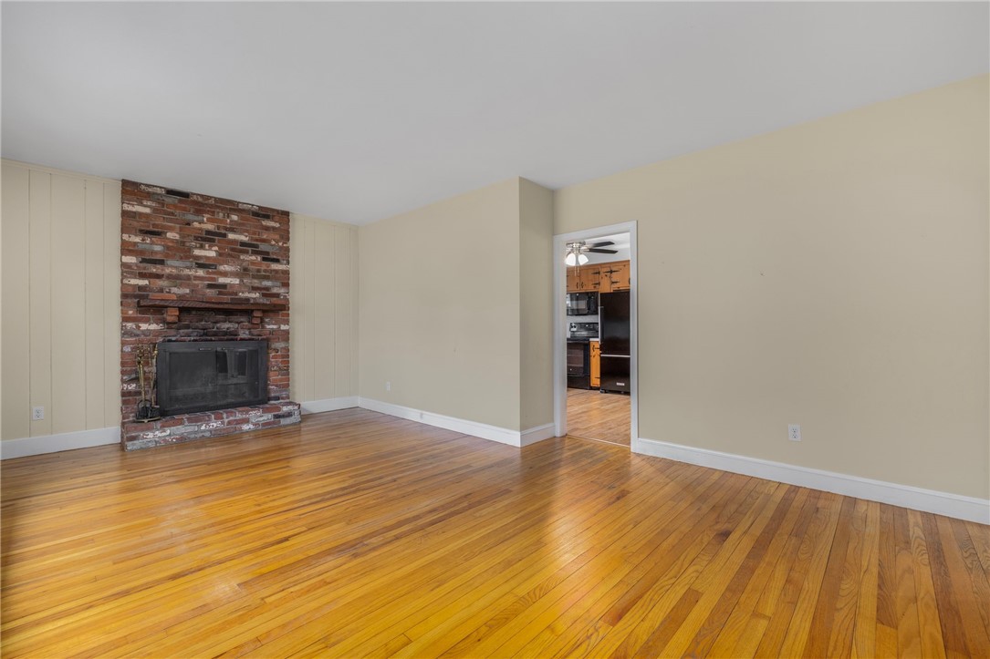 30 Toppa Boulevard Newport, RI 02840 - Photo 7 of 45