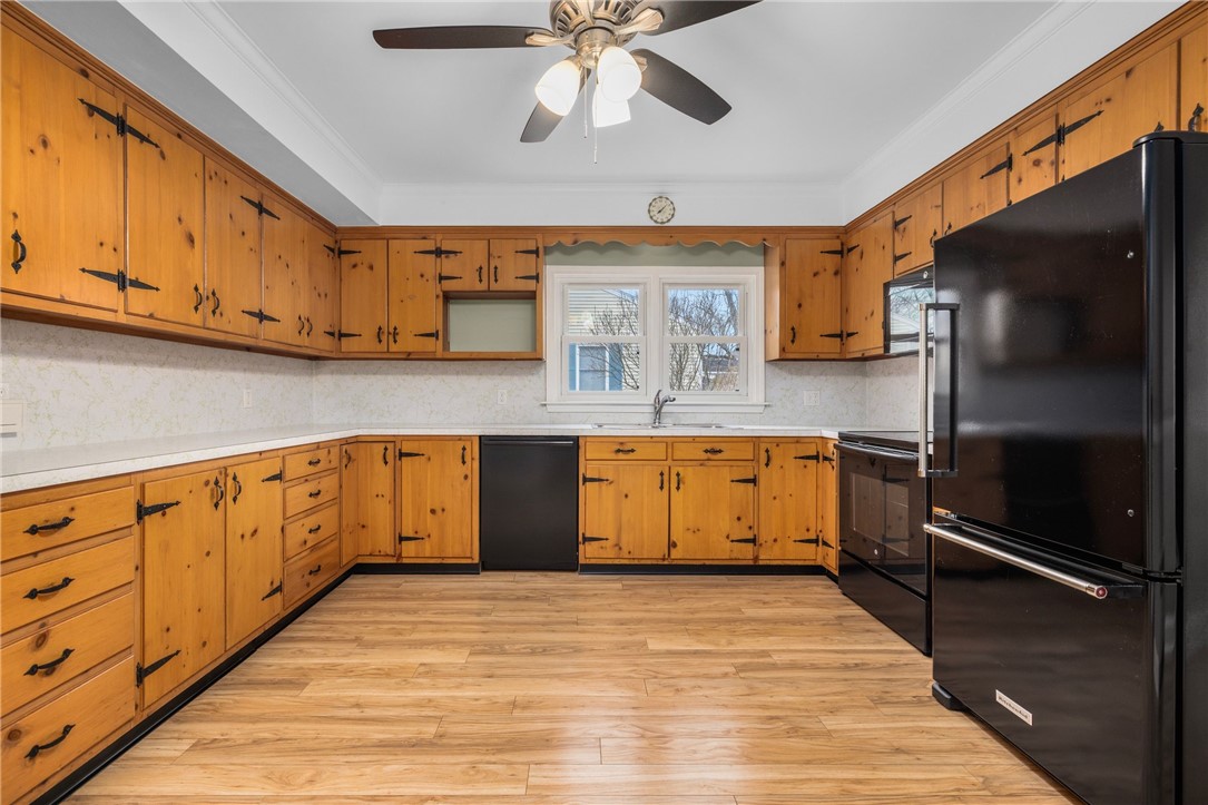 30 Toppa Boulevard Newport, RI 02840 - Photo 10 of 45