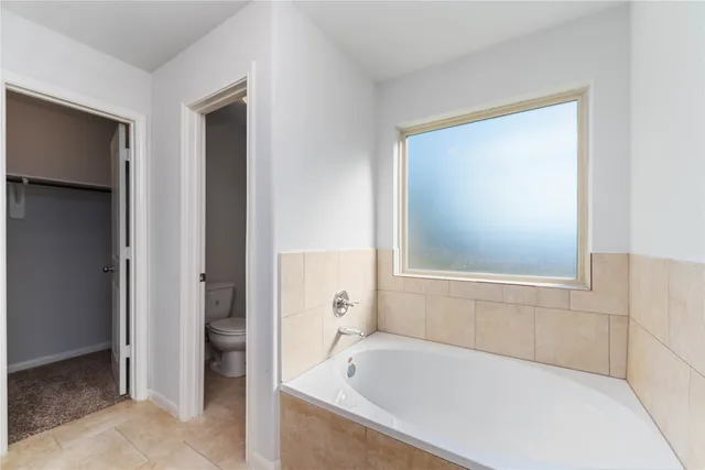 a view of a walk in closet