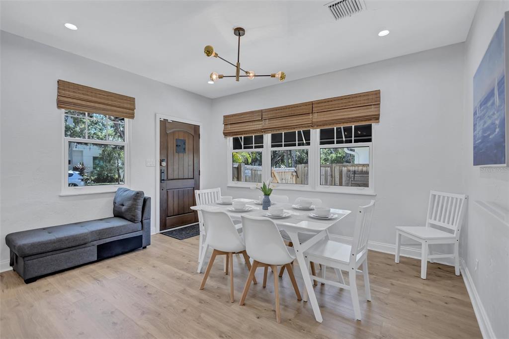 2437 Floyd Street Sarasota, FL 34239 - Photo 8 of 50