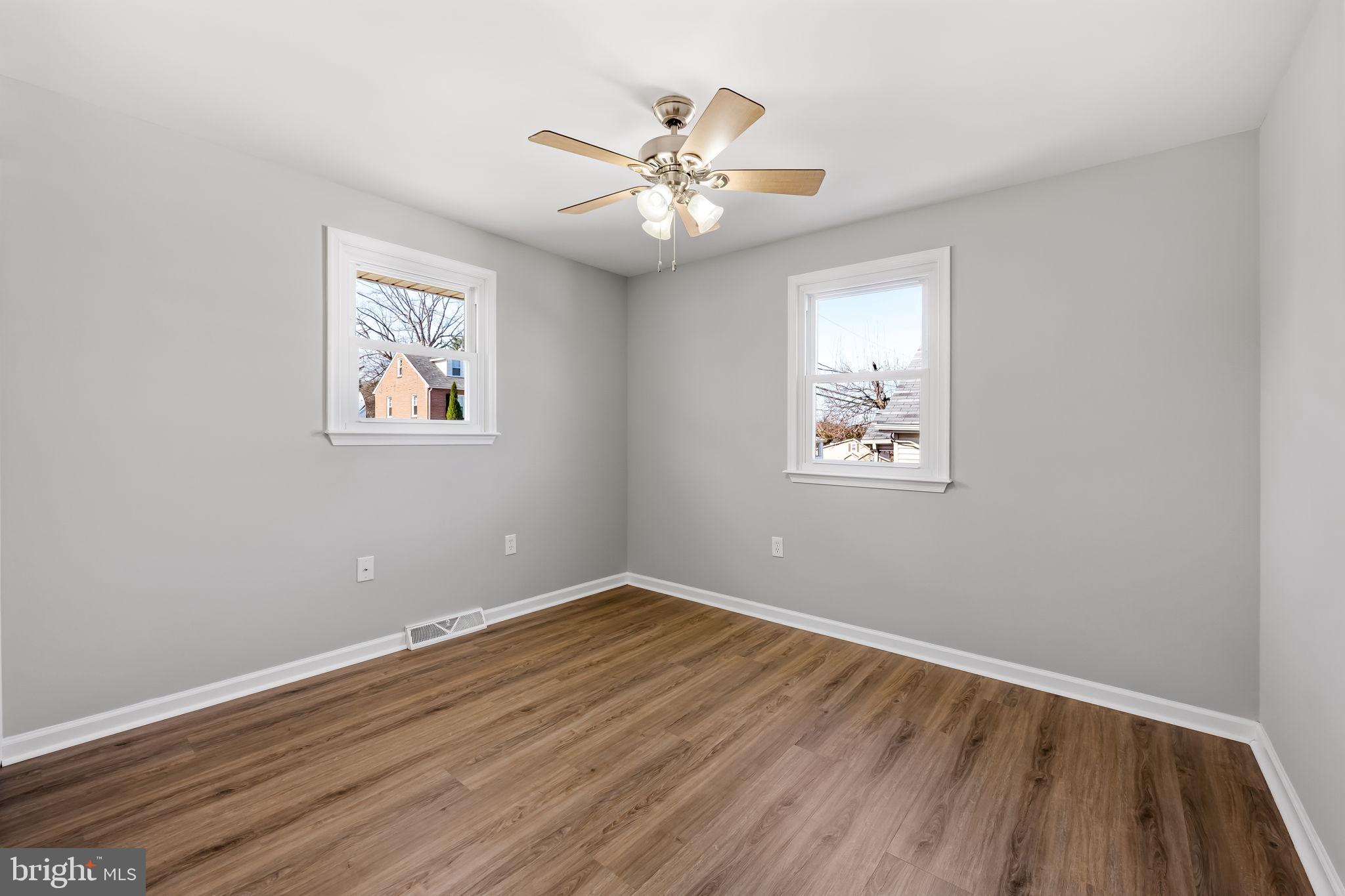 102 Charles Road Linthicum Heights, MD 21090 - Photo 15 of 36