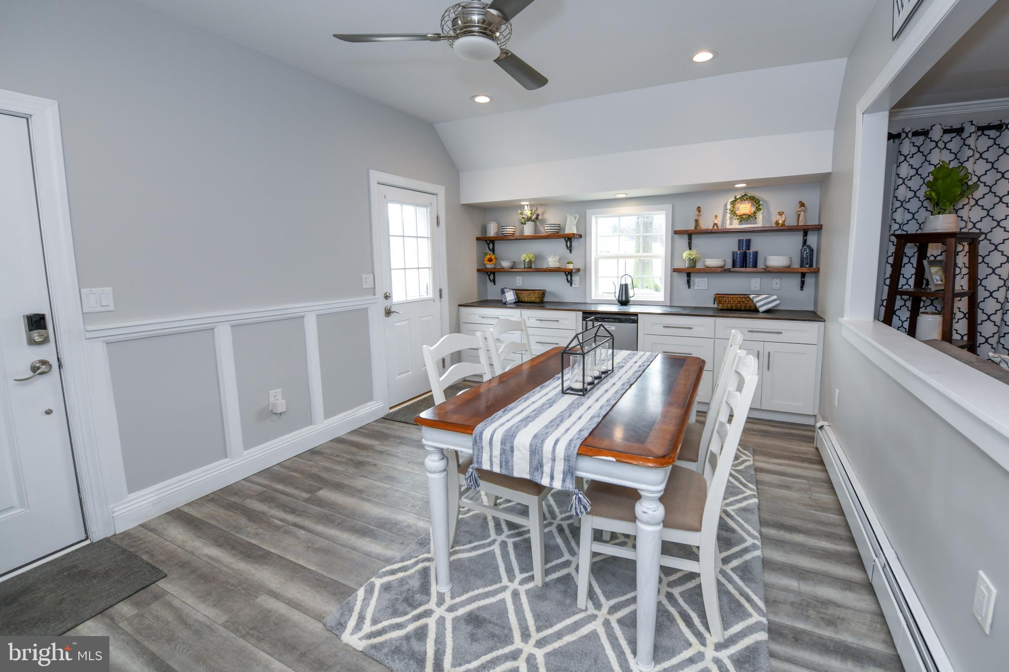 42 Inbrook Road Levittown, PA 19057 - Photo 11 of 47 Dining Rm