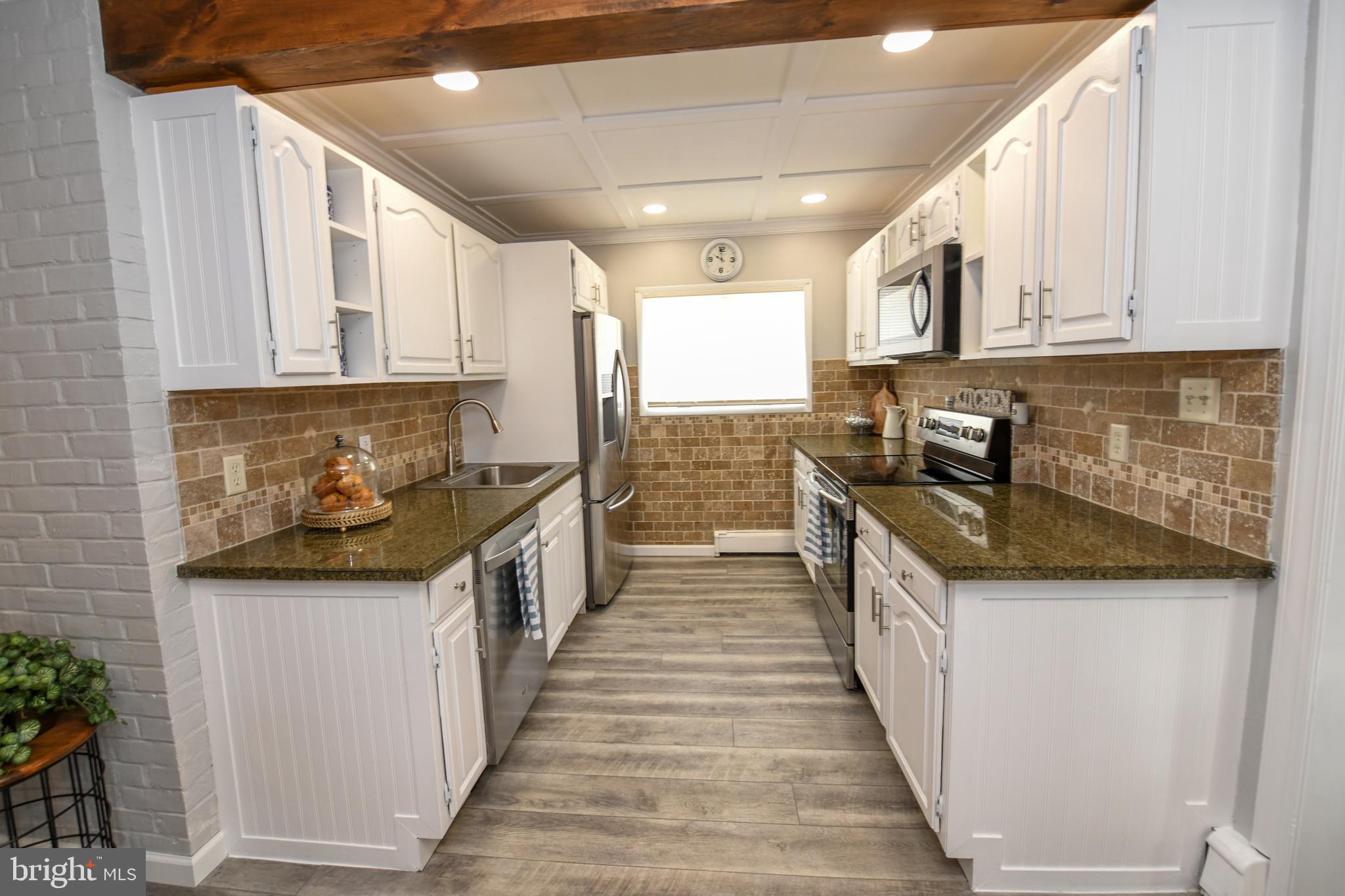 42 Inbrook Road Levittown, PA 19057 - Photo 14 of 47 Kitchen