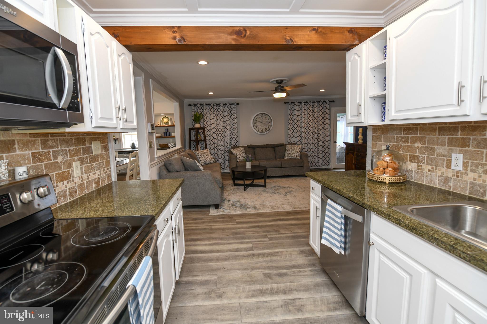 42 Inbrook Road Levittown, PA 19057 - Photo 18 of 47 Kitchen