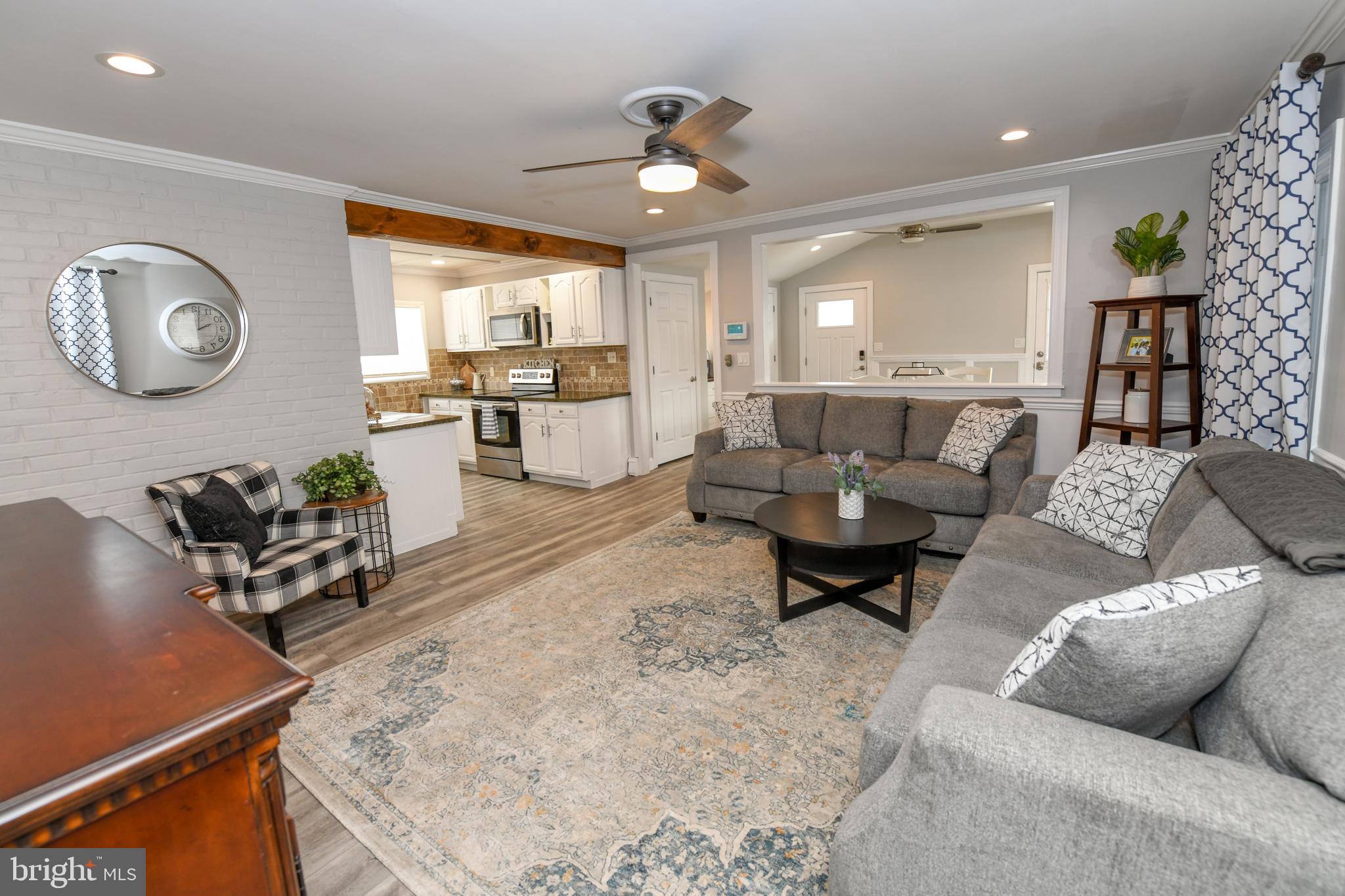 42 Inbrook Road Levittown, PA 19057 - Photo 5 of 47 Living Rm