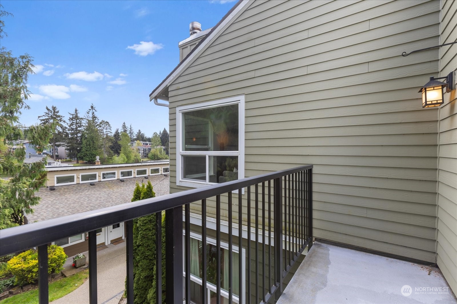 820 Cady Road, Unit E301 Everett, WA 98203 - Photo 22 of 39 Gallery Image 22
