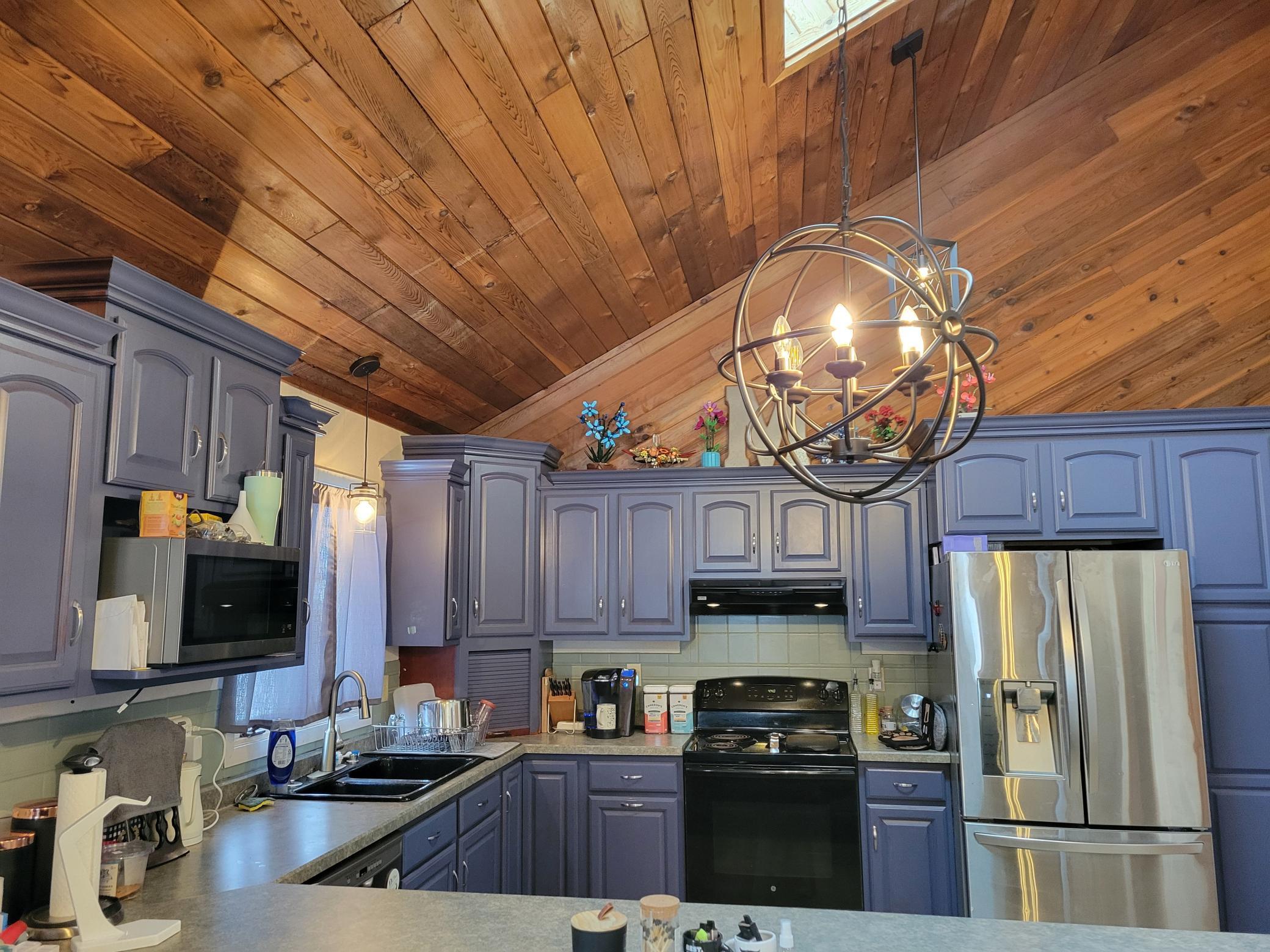 405 Riverside Avenue Thief River Falls, MN 56701 - Photo 2 of 30