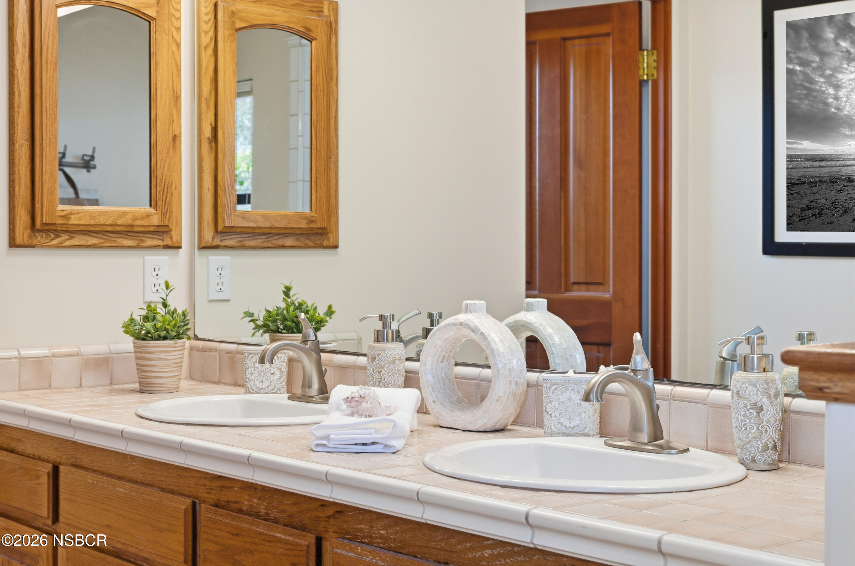 821 Fredensborg Canyon Road Solvang, CA 93463 - Photo 35 of 62 821-fredensborg-canyon-m bath-35-copy