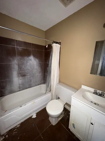 $164,900 | 5692 Ballenmoor Drive, Memphis, TN 38141