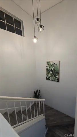 a view of a livingroom with furniture