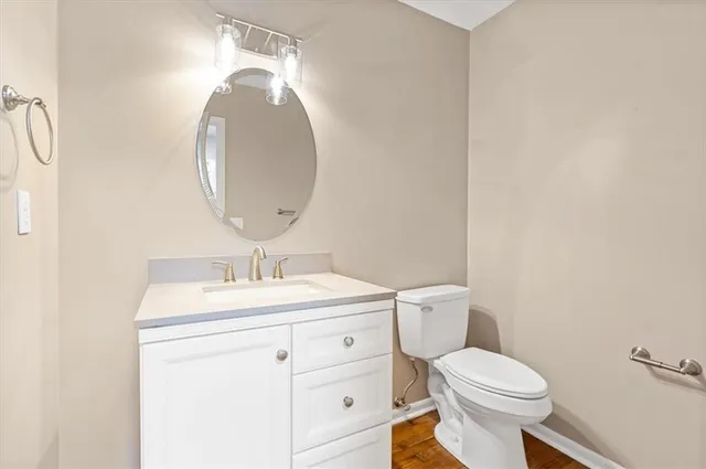 $415,000 | 2704 Bent Tree Circle, Lee's Summit, MO 64081