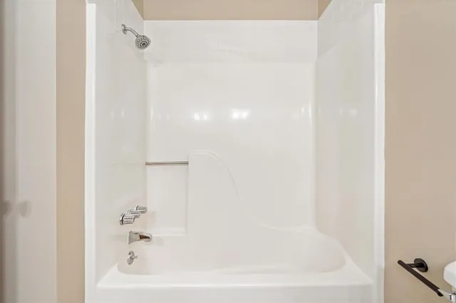 $415,000 | 2704 Bent Tree Circle, Lee's Summit, MO 64081