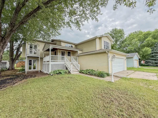 $320,000 | 336 9 1/2 Street North, Sauk Rapids, MN 56379