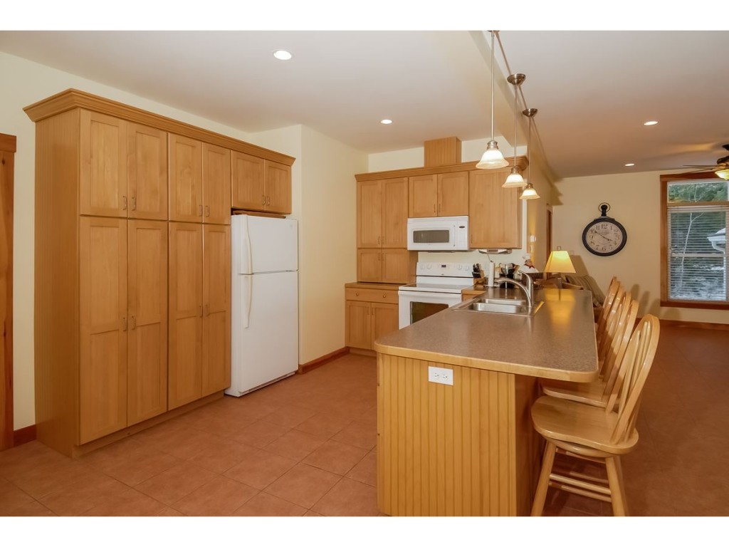 211 Narrows Road Barnstead, NH 03225 - Photo 10 of 36