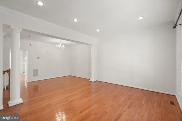 $665,000 | 42683 Sandman Terrace, Chantilly, VA 20152
