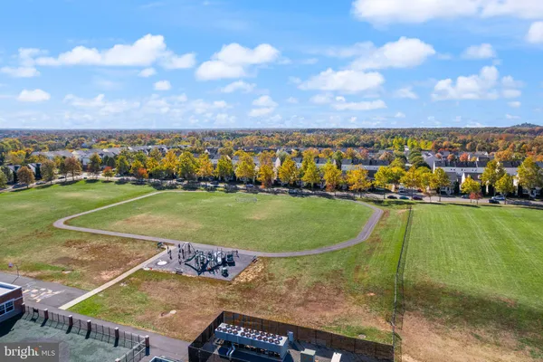 $665,000 | 42683 Sandman Terrace, Chantilly, VA 20152