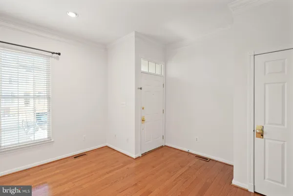 $665,000 | 42683 Sandman Terrace, Chantilly, VA 20152