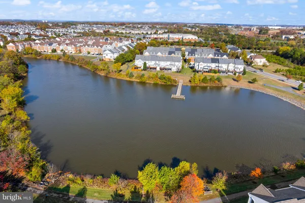 $665,000 | 42683 Sandman Terrace, Chantilly, VA 20152