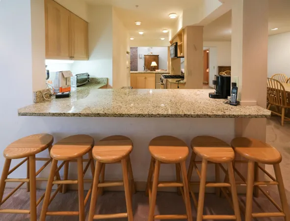 $995,000 | 117 Ledgewood Road, Unit F3 W/F4 GARAGE, Ludlow, VT 05149