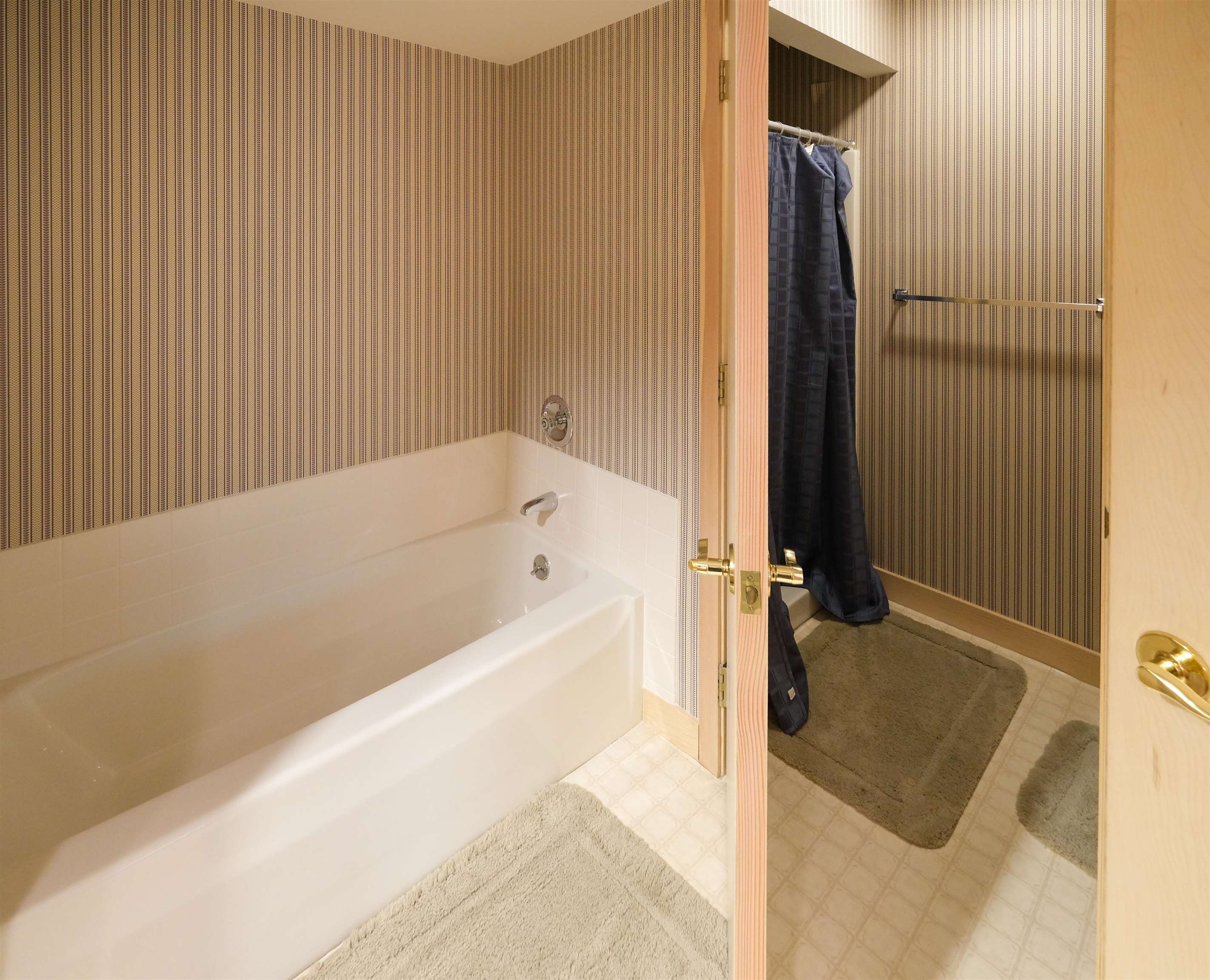 117 Ledgewood Road, Unit F3 W/F4 GARAGE Ludlow, VT 05149 - Photo 26 of 57