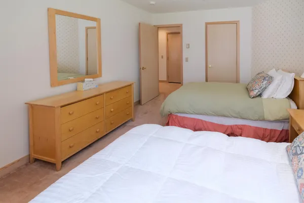$995,000 | 117 Ledgewood Road, Unit F3 W/F4 GARAGE, Ludlow, VT 05149