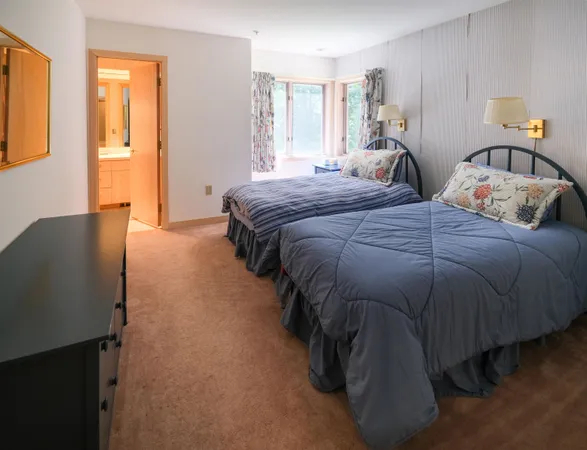 $995,000 | 117 Ledgewood Road, Unit F3 W/F4 GARAGE, Ludlow, VT 05149
