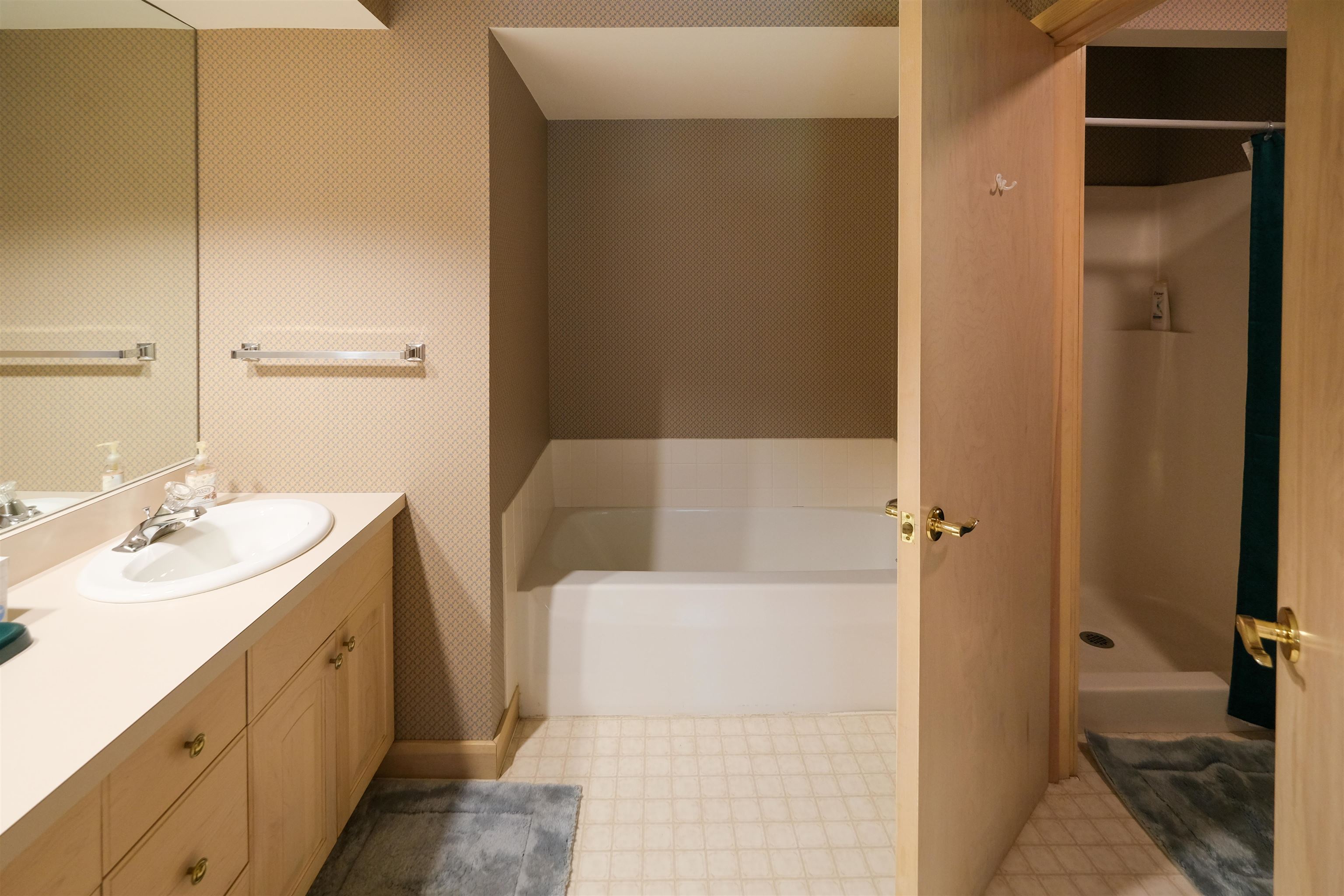 117 Ledgewood Road, Unit F3 W/F4 GARAGE Ludlow, VT 05149 - Photo 38 of 57