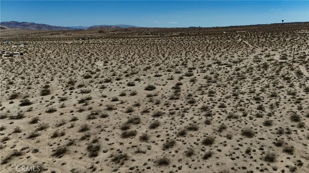 774 Manzanita Road Landers, CA 92285 - Photo 15 of 16