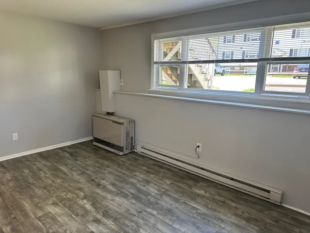 $1,900 | 77 Seminary Hill Road, Lebanon, NH 03784