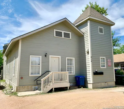 $799 | 816 Rivas Street, Unit C, San Antonio, TX 78207