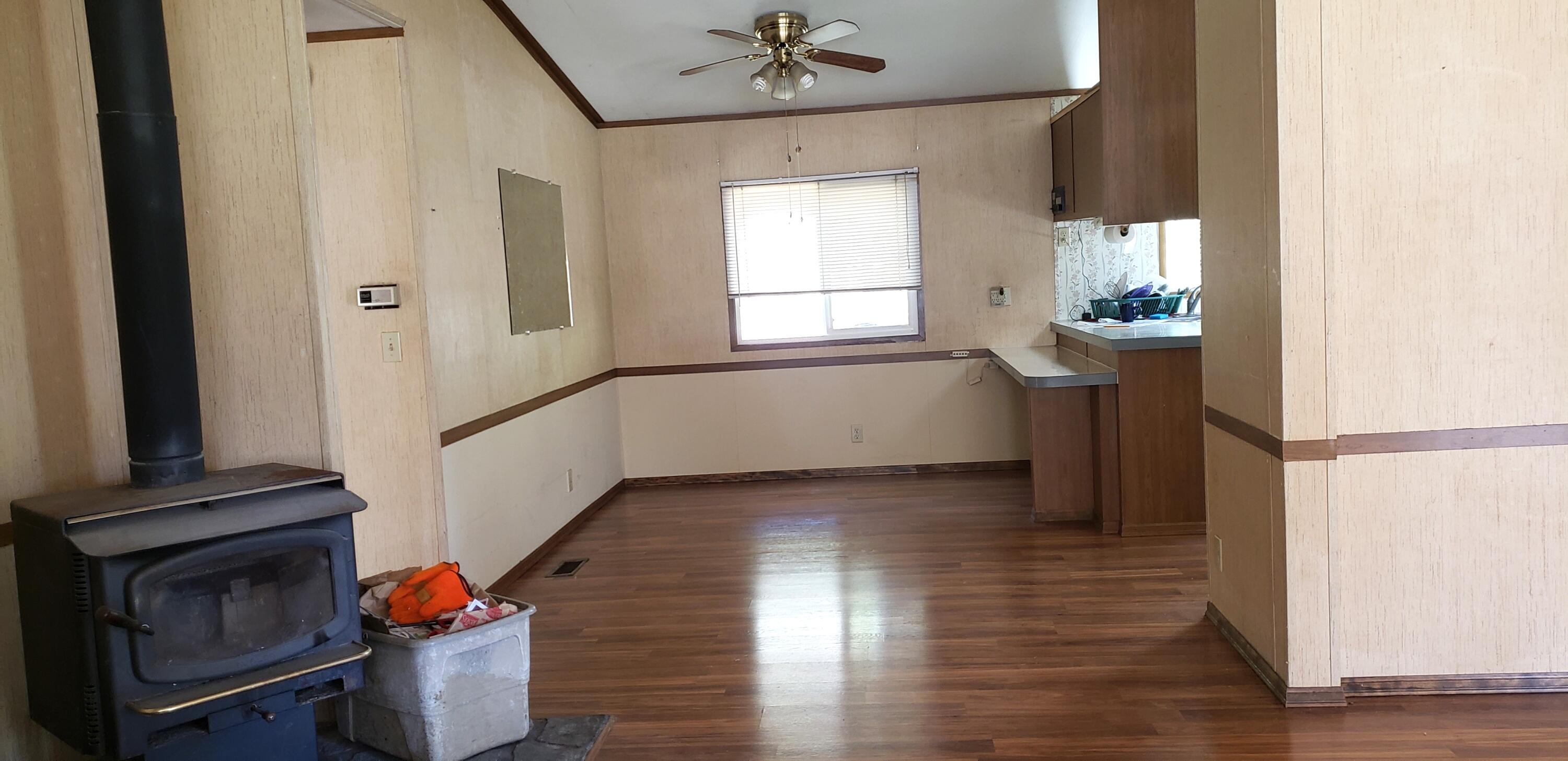 7055 Takilma Road Cave Junction, OR 97523 - Photo 15 of 26 living room - dining area both, laminate