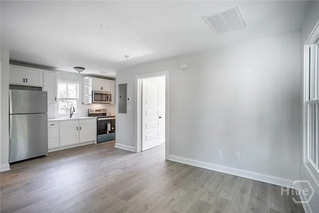 $1,100,000 | 1718 Barnard Street, Savannah, GA 31401