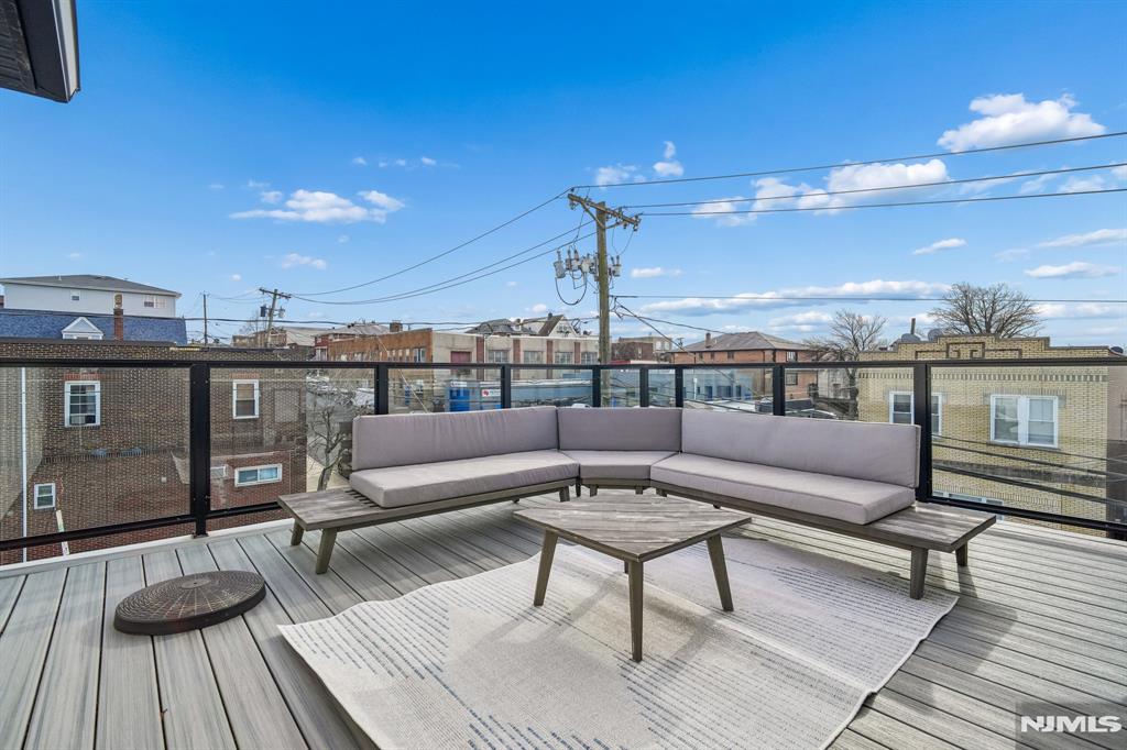 305 8th Street, Unit 2 Fairview, NJ 07022 - Photo 3 of 27