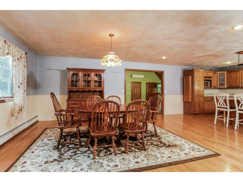 266 Mile Road Coventry, RI 02816 - Photo 6 of 25 Dining Room.