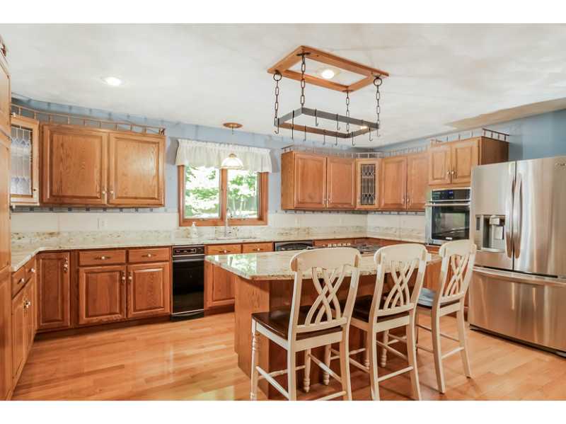 266 Mile Road Coventry, RI 02816 - Photo 8 of 25 Kitchen.