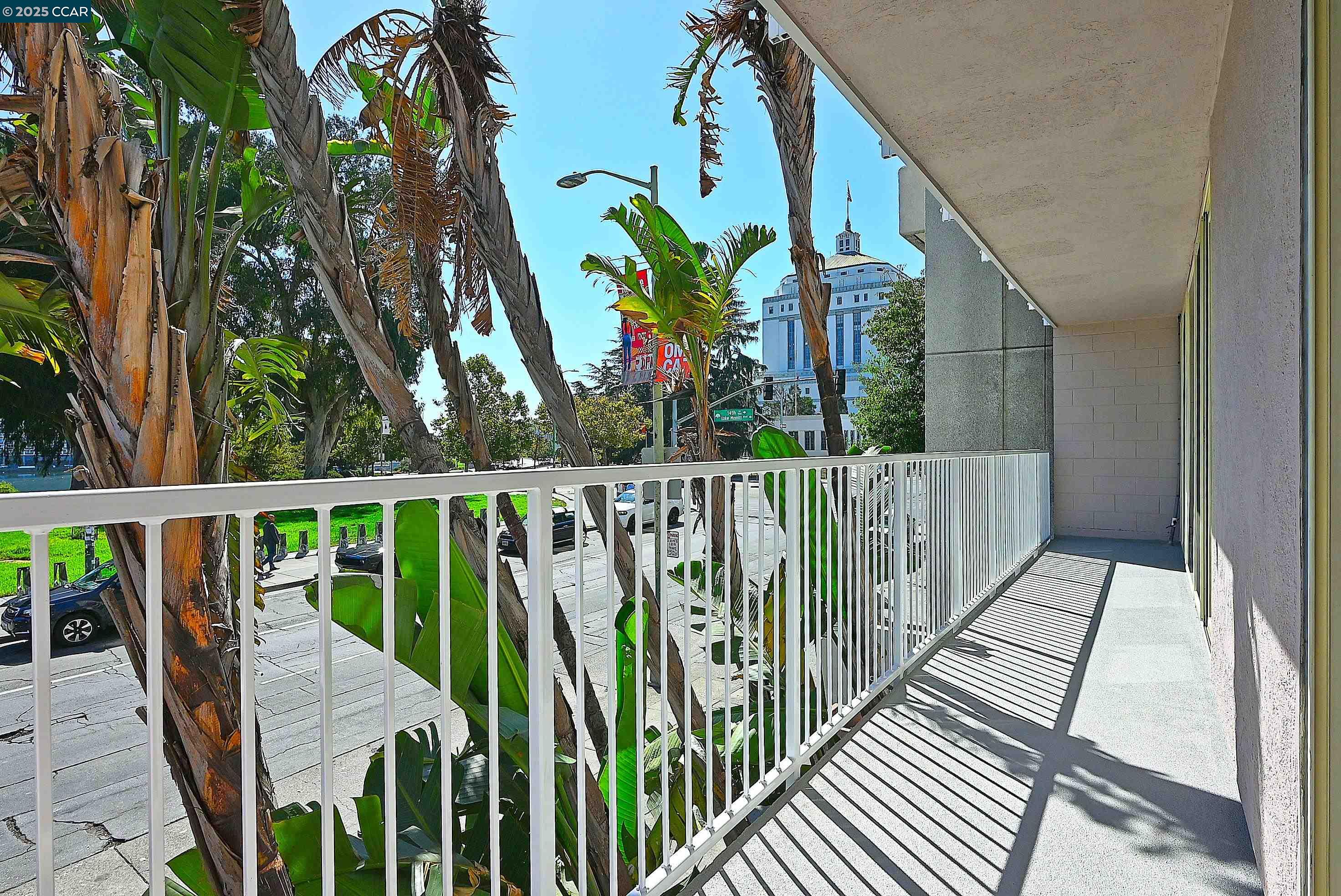 1425 Lakeside Drive, Unit 101 Oakland, CA 94612 - Photo 28 of 36 a view of a house with a small yard