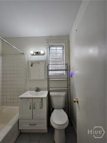 $1,350 | 1134 East 53rd Street, Unit B, Savannah, GA 31404