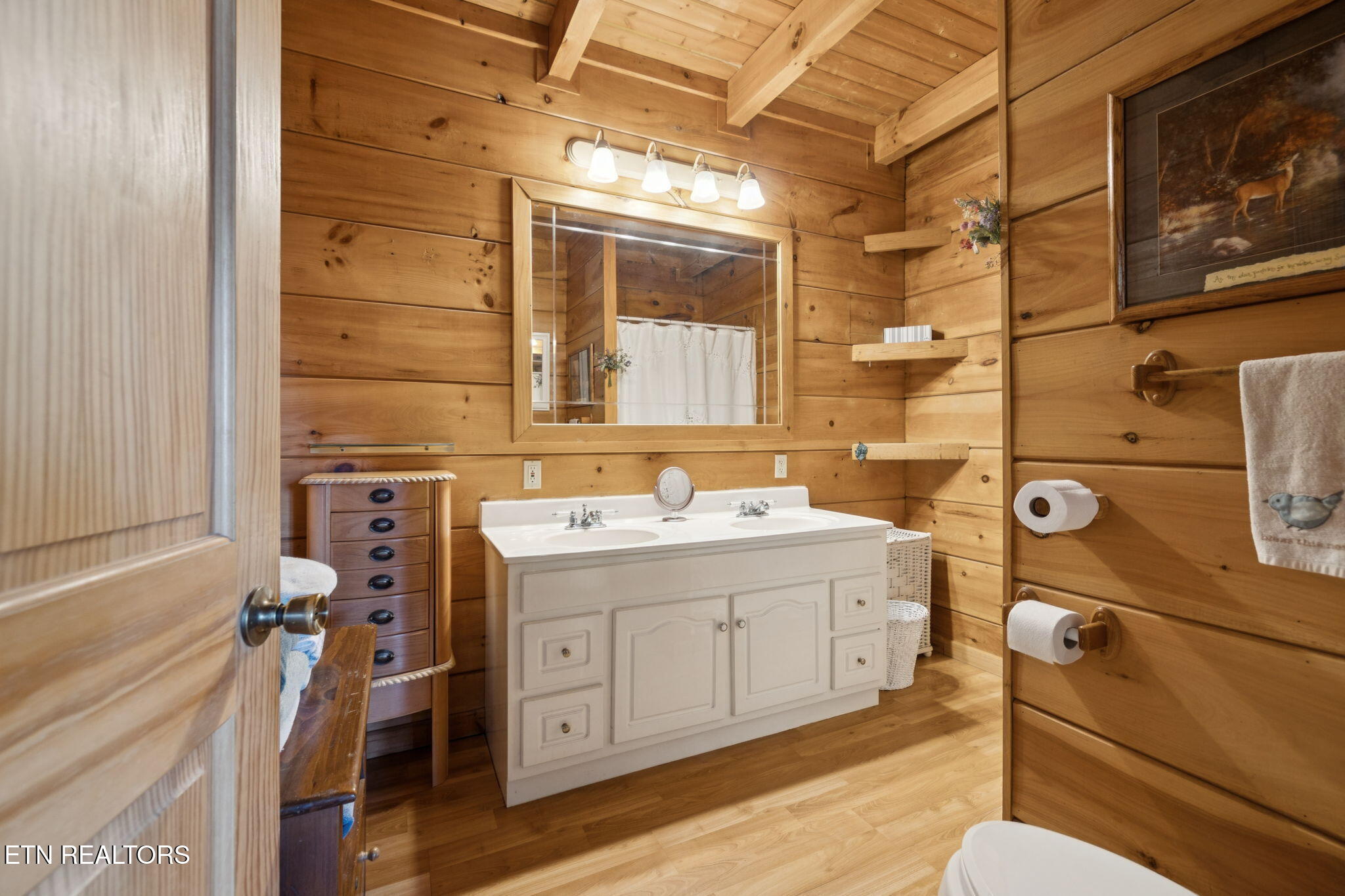 186 Caney Creek Road Reliance, TN 37369 - Photo 22 of 48 Main Level primary bathroom