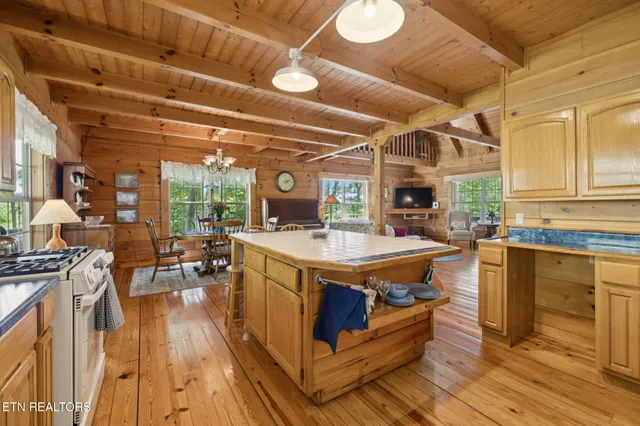 $680,000 | 186 Caney Creek Road, Reliance, TN 37369