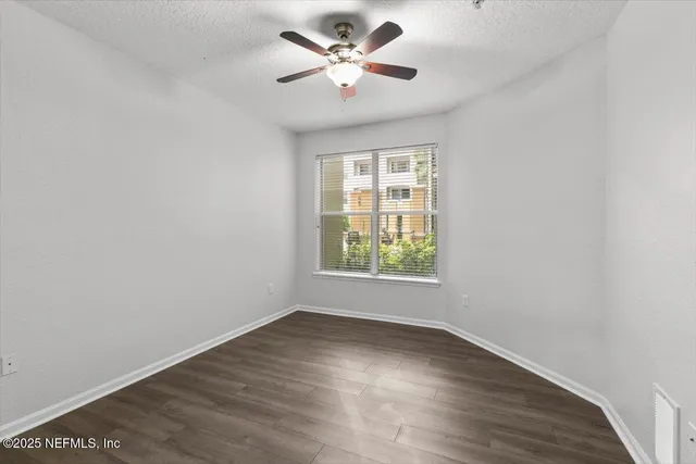 $225,000 | 8539 Gate Parkway West, Unit 9102, Jacksonville, FL 32216