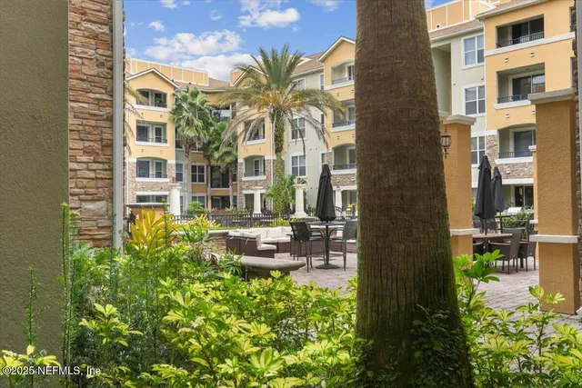 $225,000 | 8539 Gate Parkway West, Unit 9102, Jacksonville, FL 32216
