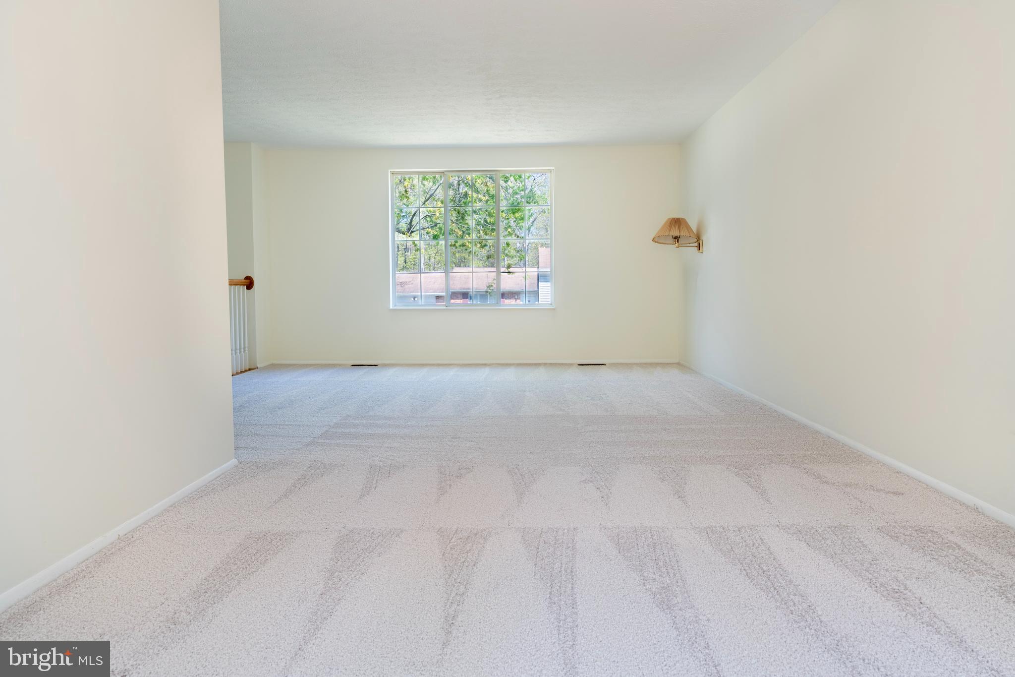 110 Applegate Drive Sterling, VA 20164 - Photo 8 of 25