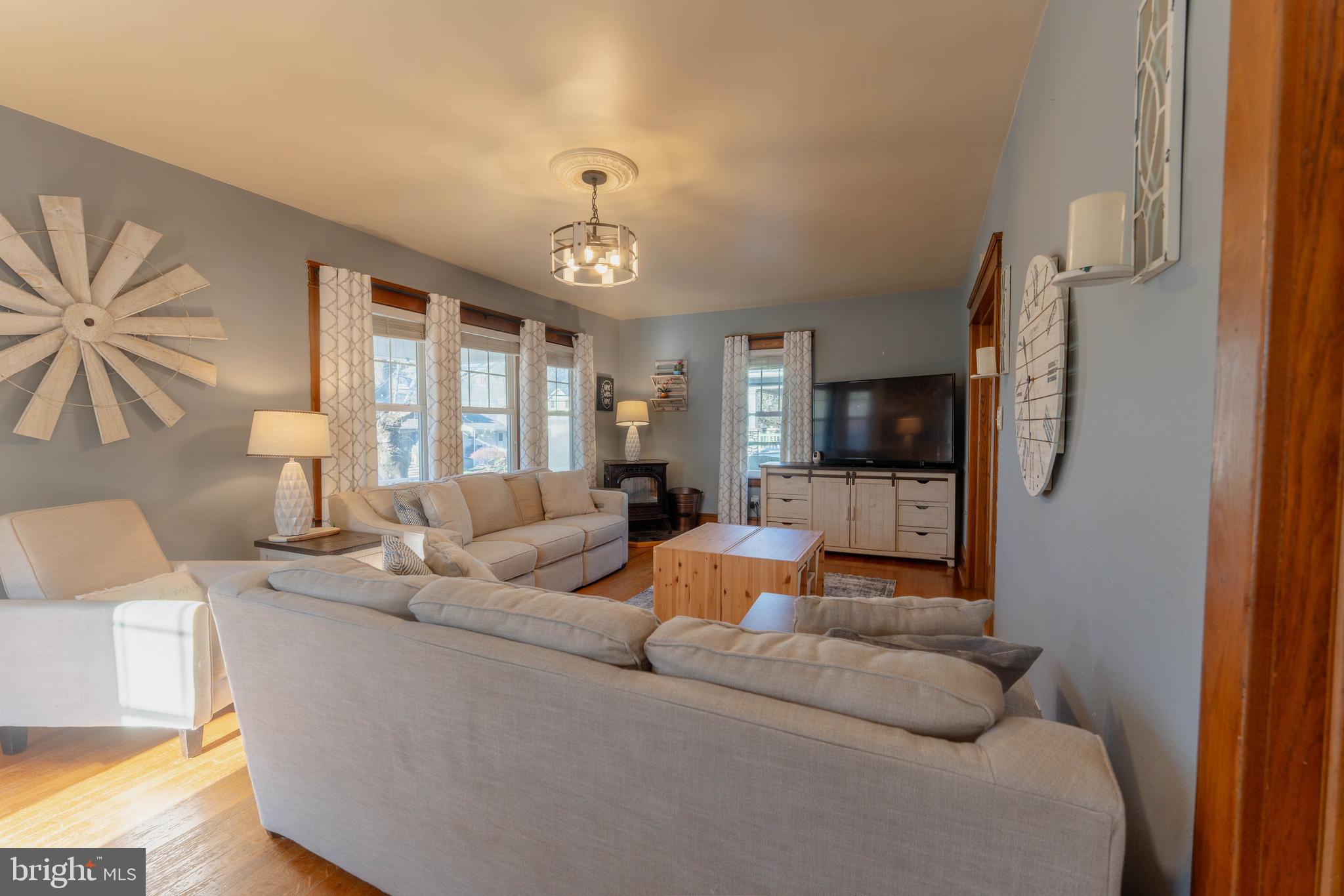 16 Main Street Felton, PA 17322 - Photo 9 of 34 a living room with furniture and a chandelier