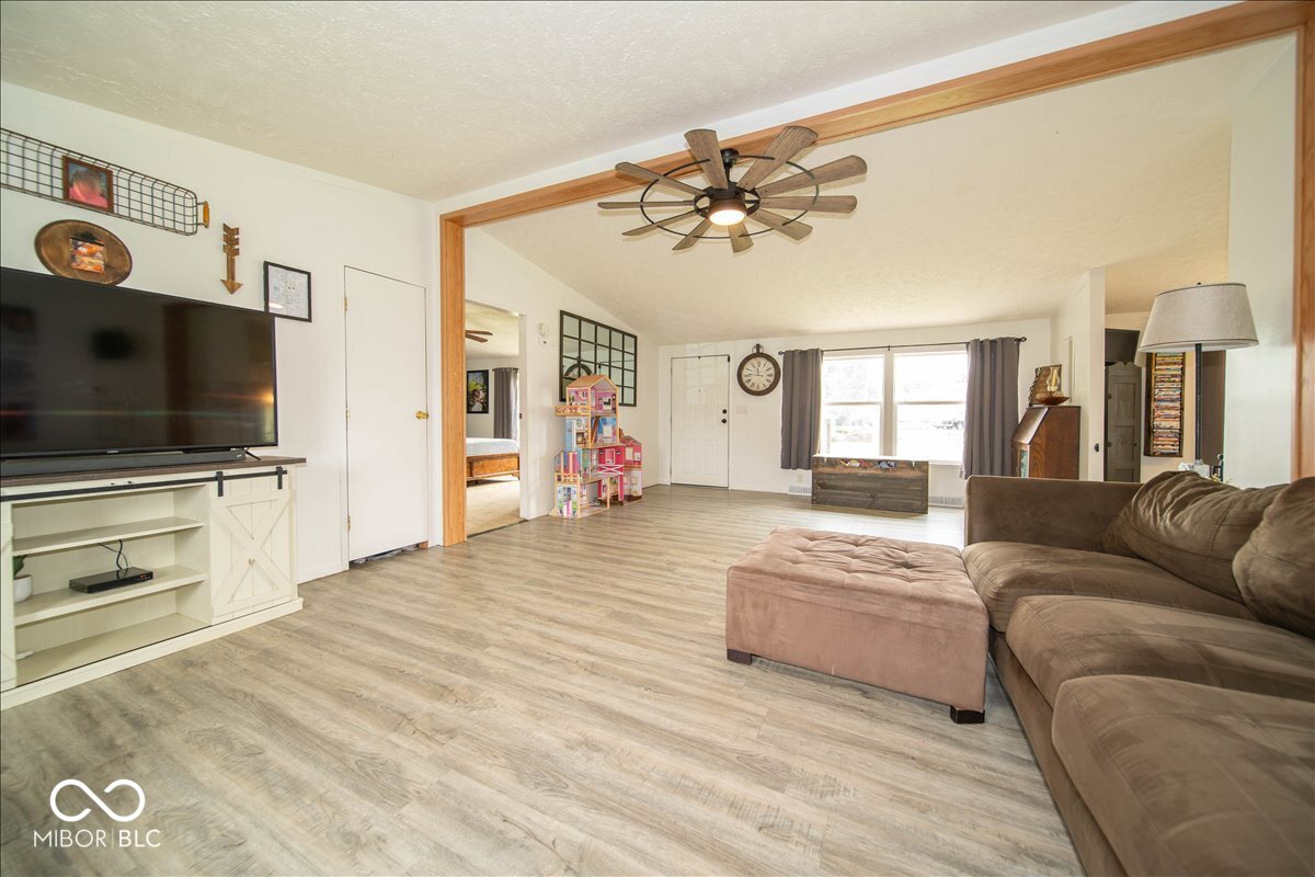 160 Post Street Wilkinson, IN 46186 - Photo 12 of 32