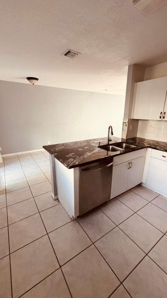 4735 Southwest 14th Street Deerfield Beach, FL 33442 - Photo 10 of 31 Photo 10