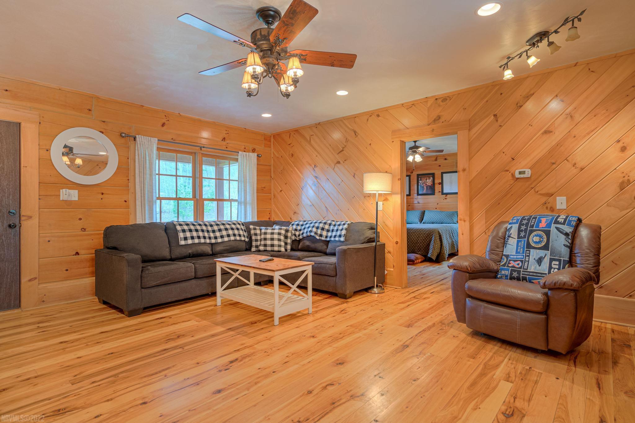 5402 Coles Road Elliston, VA 24087 - Photo 15 of 38 Gallery Image 15