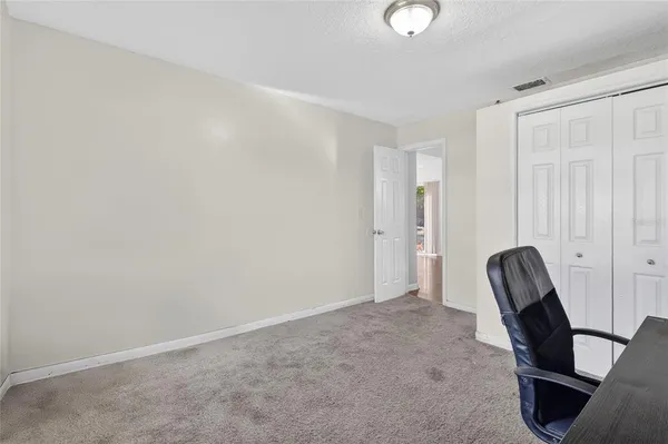 $284,900 | 5505 Pheasant Drive, Mulberry, FL 33860