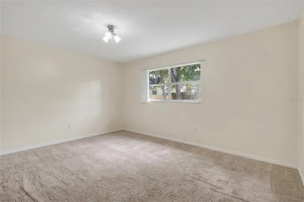 $284,900 | 5505 Pheasant Drive, Mulberry, FL 33860