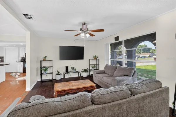 $284,900 | 5505 Pheasant Drive, Mulberry, FL 33860