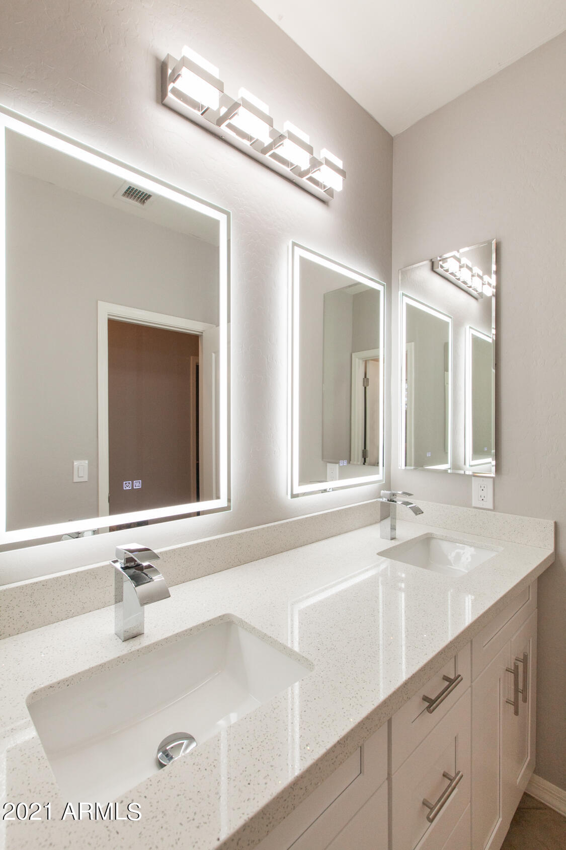 7446 East Glenn Moore Road Scottsdale, AZ 85255 - Photo 19 of 32 2nd Bath